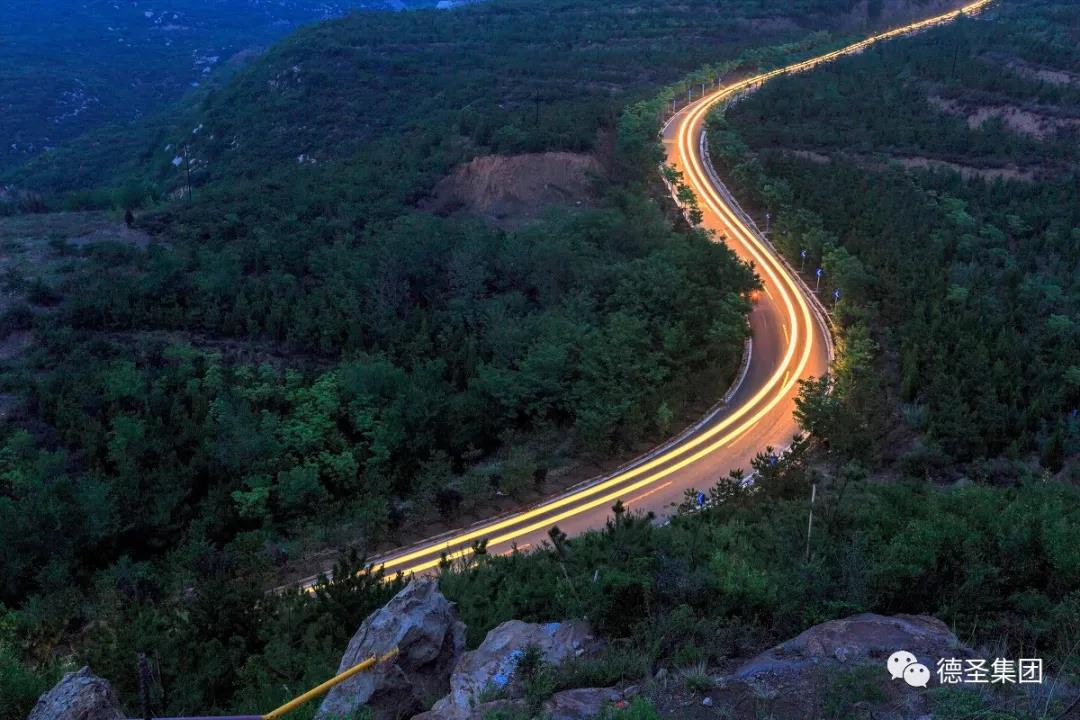 太原东西山旅游公路（防火通道）景观绿化